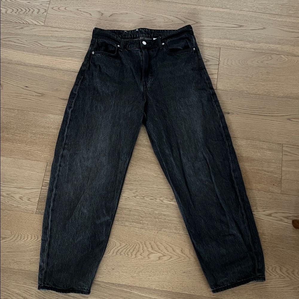 H&M Women's dark gray barrel Jeans